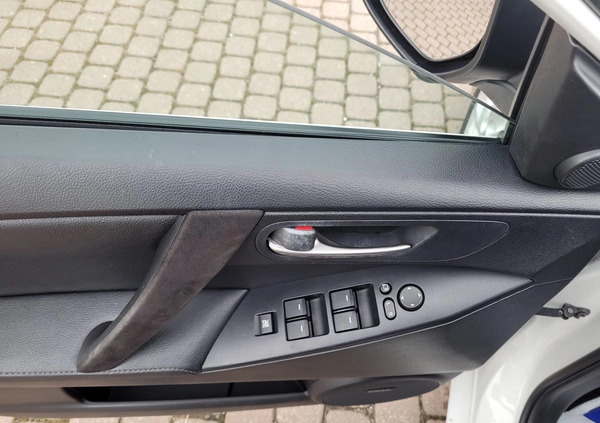 Mazda 3 cena 24900 przebieg: 184000, rok produkcji 2009 z Gniezno małe 277